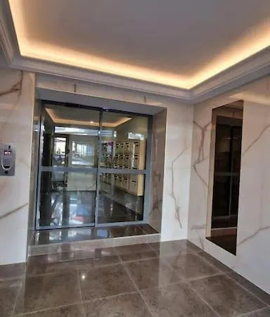 For 2 Near The Croisette With Balcony 133 Apartment *