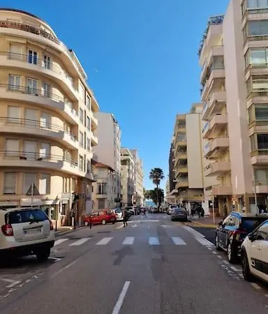 For 2 Near The Croisette With Balcony 133 *